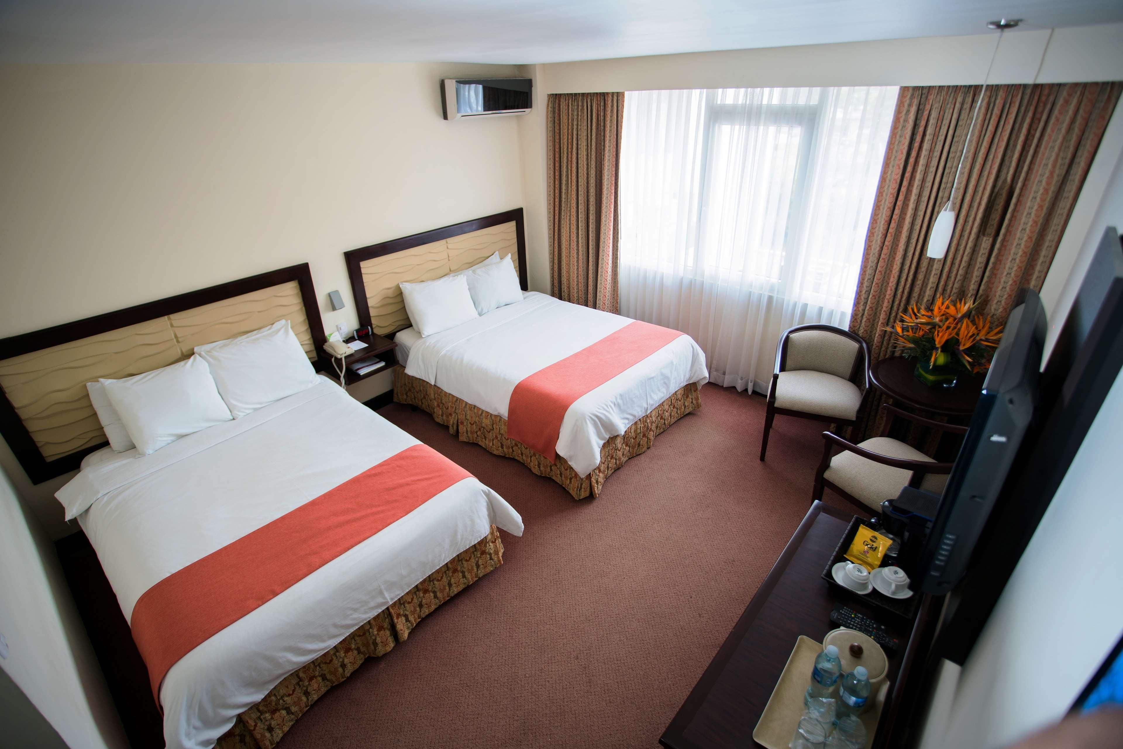 Best Western Plus - Magee Inn & Suites Exterior photo