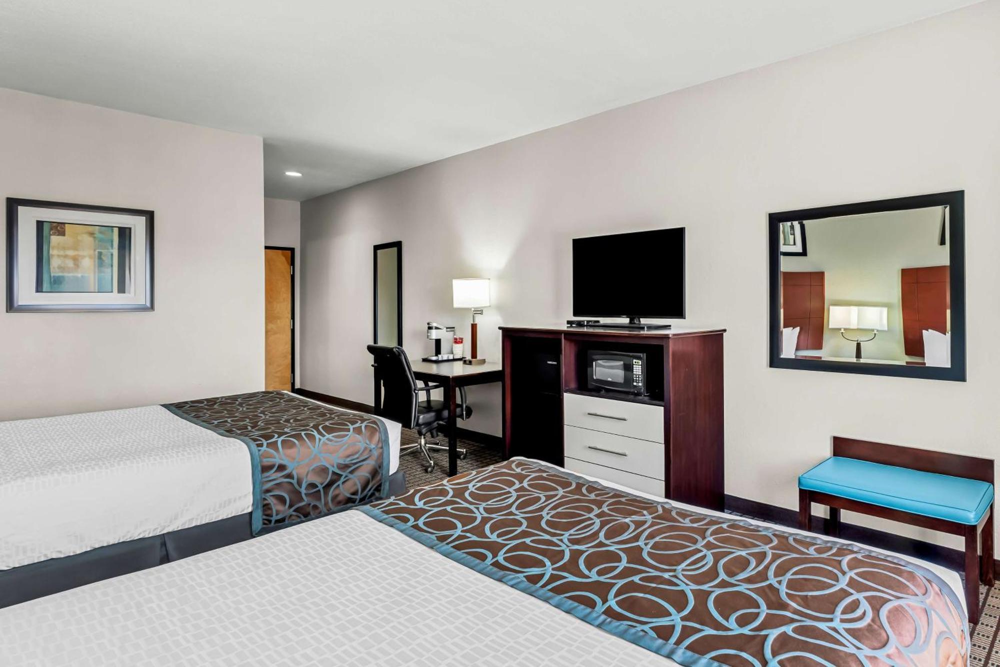 Best Western Plus - Magee Inn & Suites Exterior photo